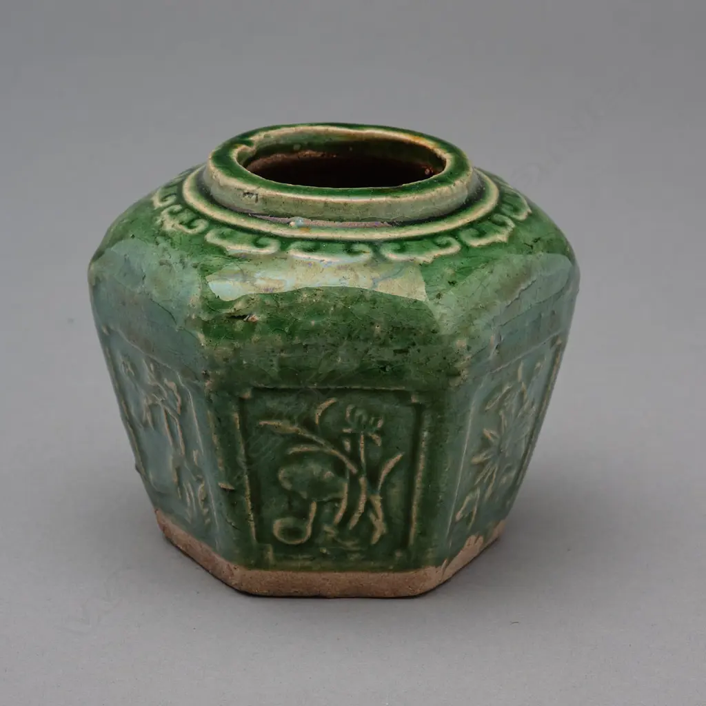 Chinese stoneware jar, c.1875 Image 1++
